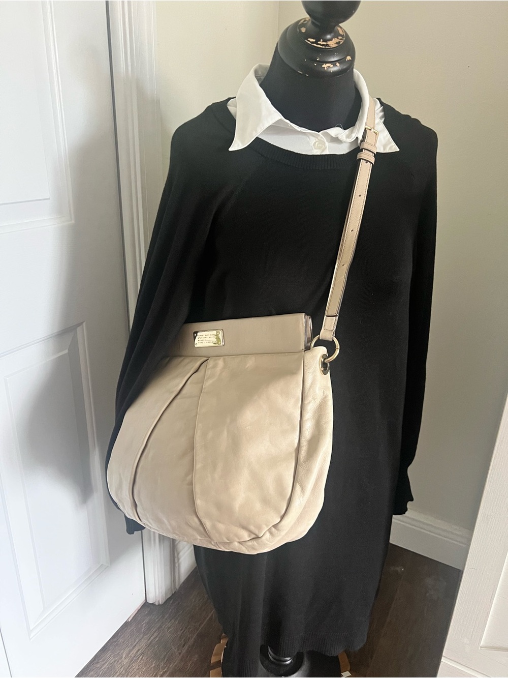 Marc Jacobs Standard Supply Taupe Leather Crossbody Bag